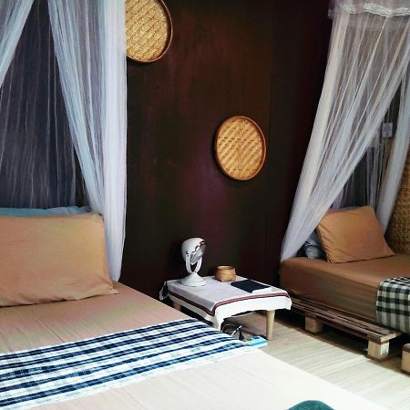 Twin House @ Tapae Hostel Chiang Mai Luaran gambar