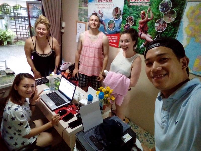 Twin House @ Tapae Hostel Chiang Mai Luaran gambar