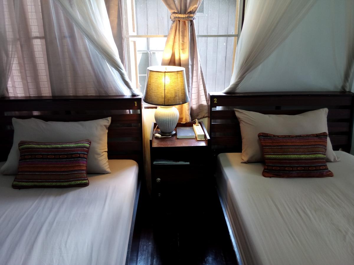 Twin House @ Tapae Hostel Chiang Mai Luaran gambar