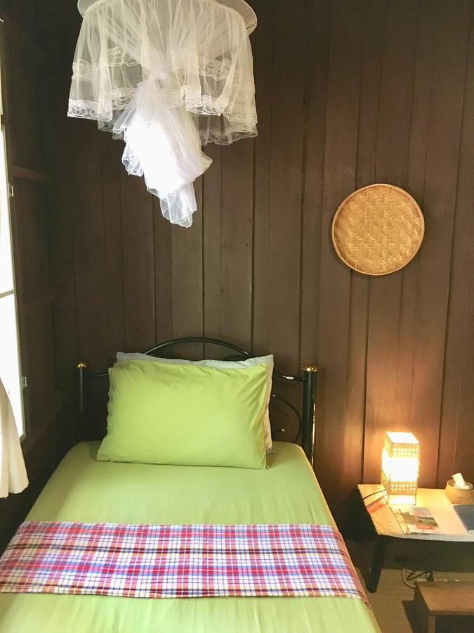 Twin House @ Tapae Hostel Chiang Mai Luaran gambar
