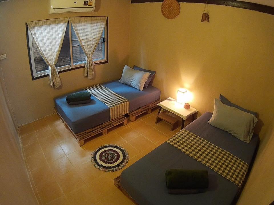 Twin House @ Tapae Hostel Chiang Mai Luaran gambar