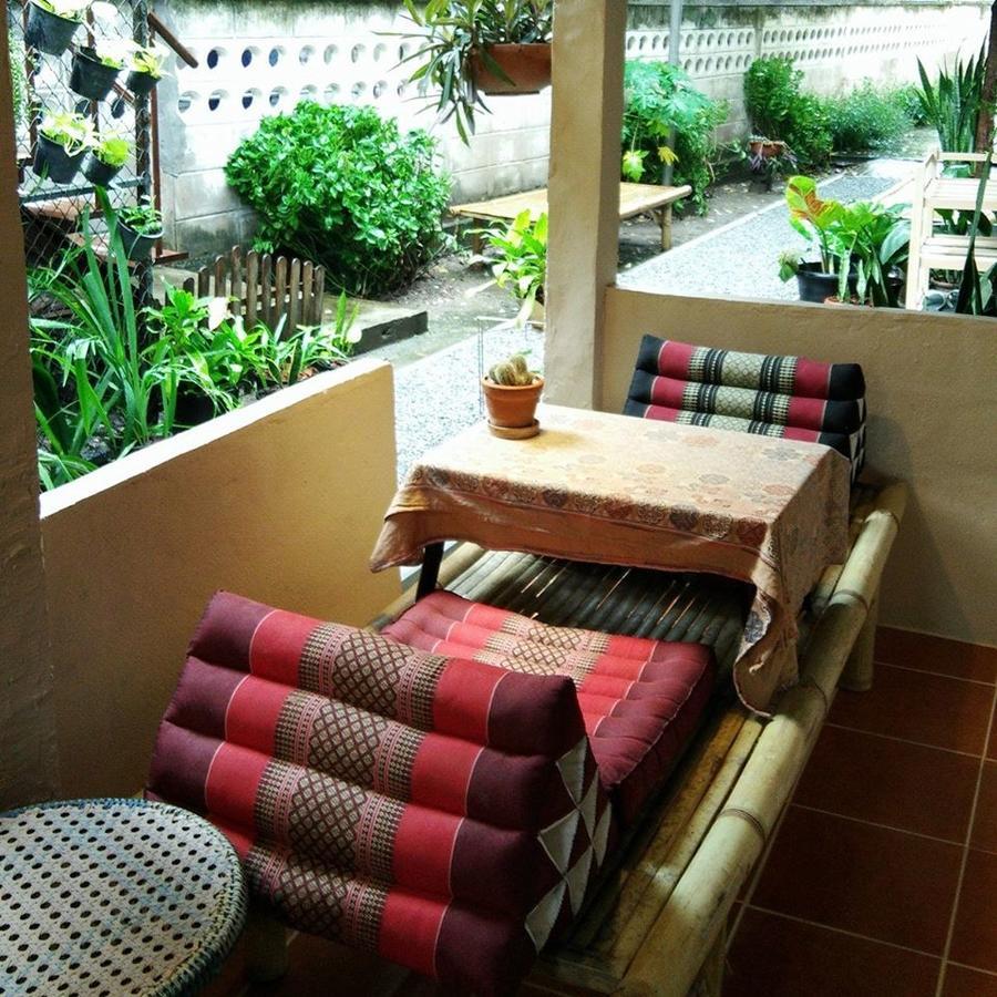 Twin House @ Tapae Hostel Chiang Mai Luaran gambar