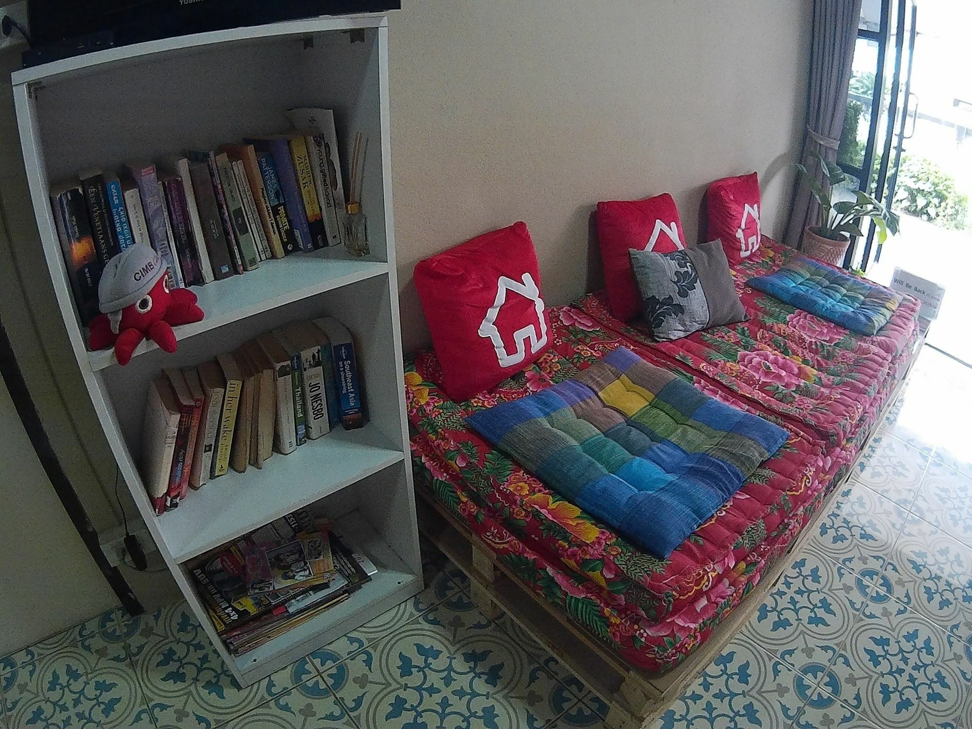 Twin House @ Tapae Hostel Chiang Mai Luaran gambar